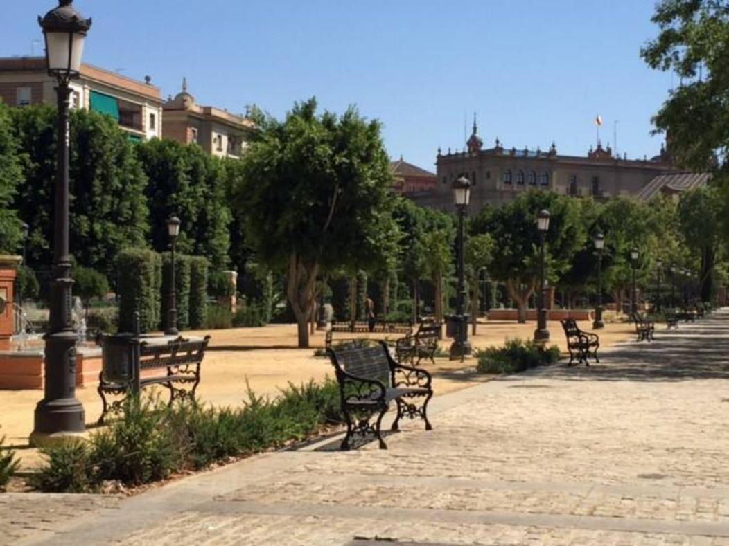 Apartamento A Estrenar Frente A La Plaza De Espana Sevilla Eksteriør billede